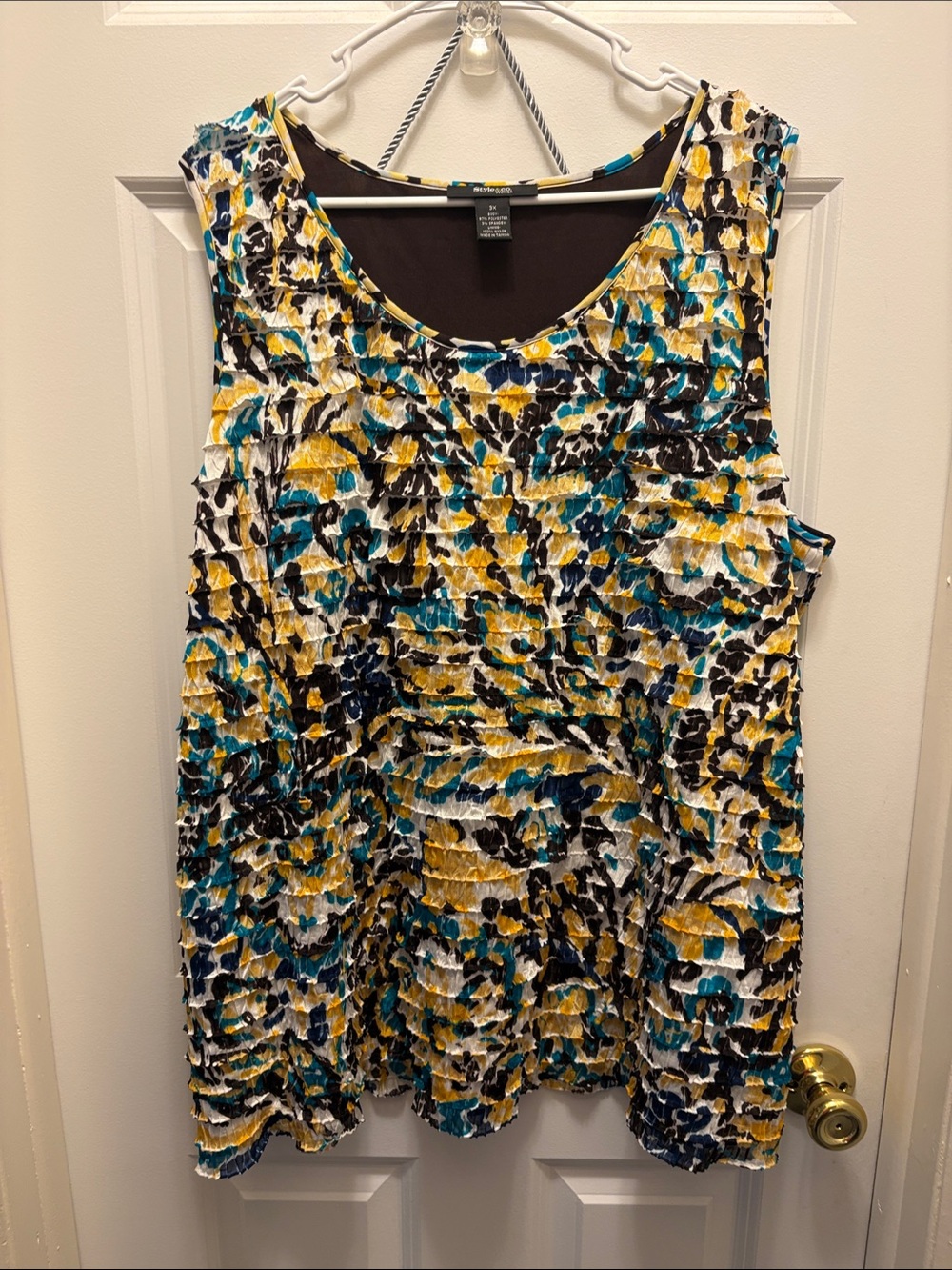 Size 3X Women’s Style & Co. Yellow Brown and Blue Tank Top